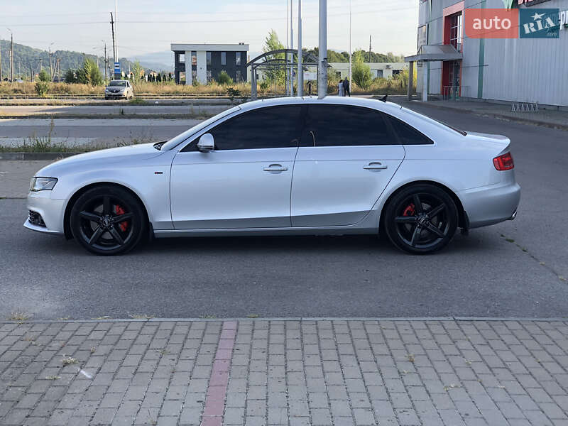 Седан Audi A4 2008 в Хусте