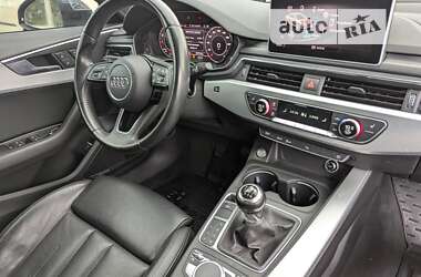 Седан Audi A4 2017 в Рівному