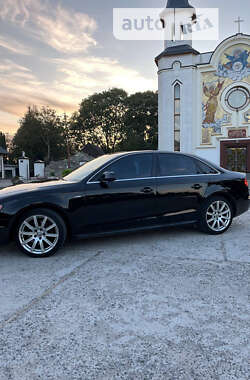 Седан Audi A4 2012 в Каменец-Подольском