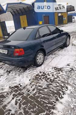 Седан Audi A4 1995 в Тернополе