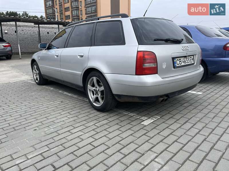 Универсал Audi A4 2000 в Чернигове