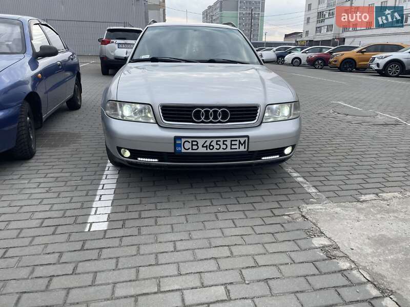 Универсал Audi A4 2000 в Чернигове