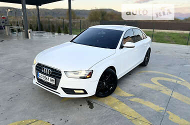 Седан Audi A4 2013 в Тячеві