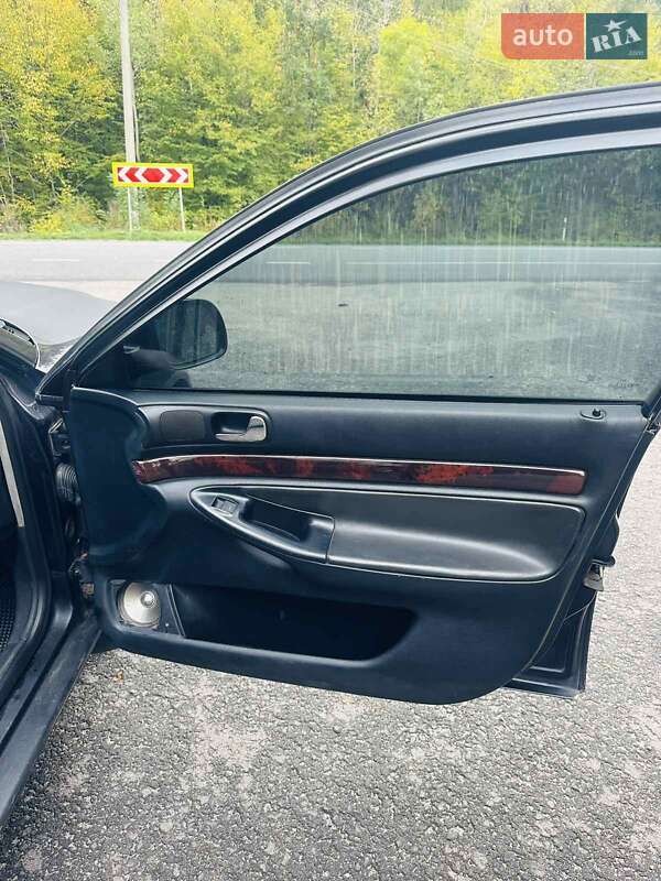 Универсал Audi A4 1997 в Виннице