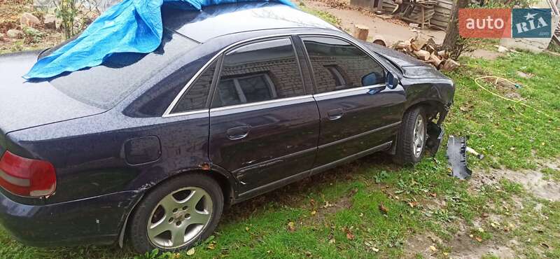 Седан Audi A4 1999 в Луцке