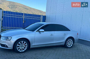 Седан Audi A4 2012 в 