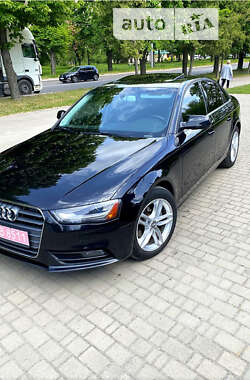 Седан Audi A4 2014 в Киеве