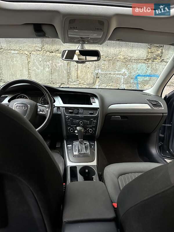 Универсал Audi A4 2011 в Киеве