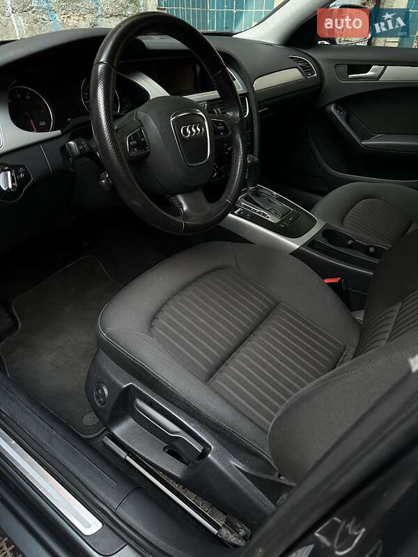 Универсал Audi A4 2011 в Киеве