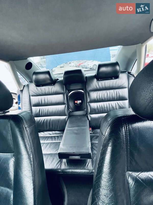 Седан Audi A4 1996 в Киеве