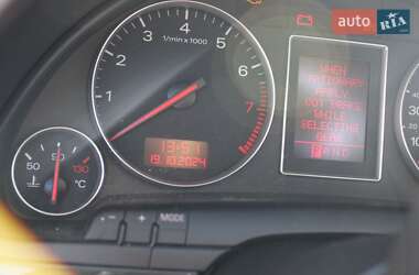 Универсал Audi A4 2002 в Демидовке