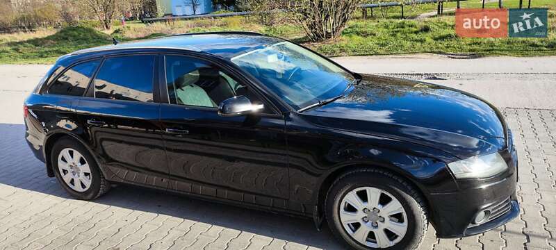 Універсал Audi A4 2010 в Чорткові