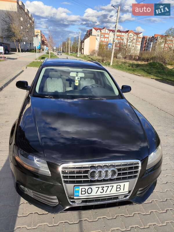 Універсал Audi A4 2010 в Чорткові
