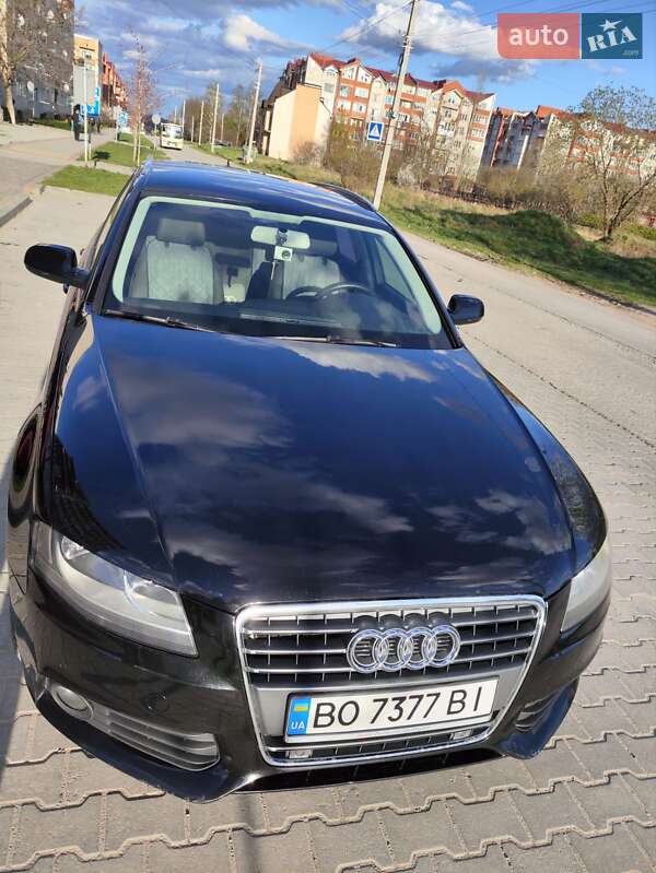 Універсал Audi A4 2010 в Чорткові