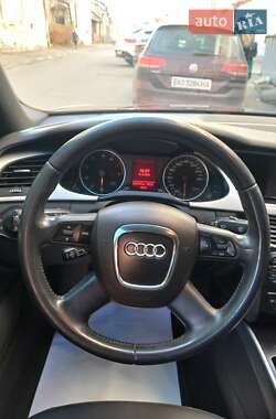 Седан Audi A4 2009 в 