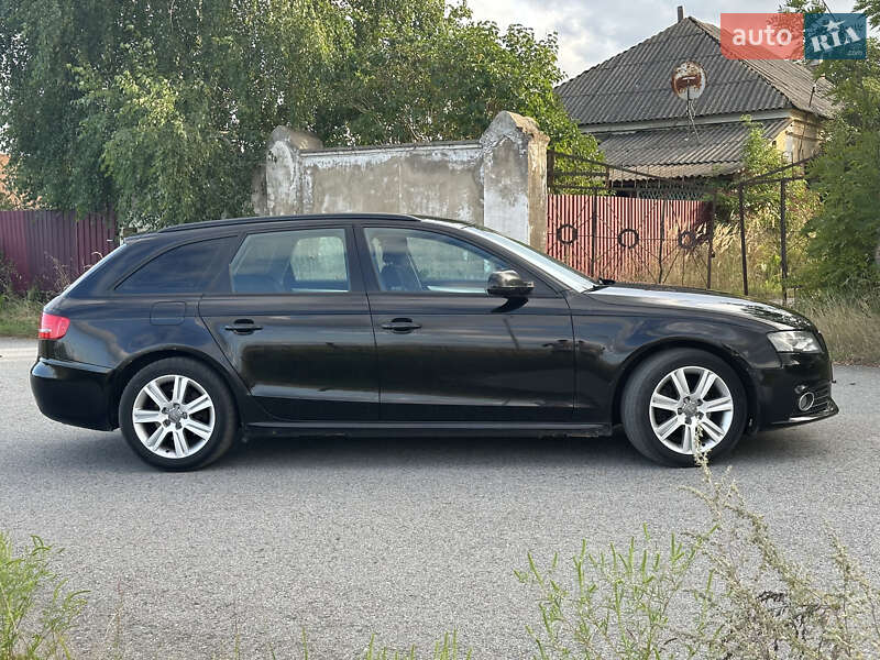 Універсал Audi A4 2011 в Житомирі