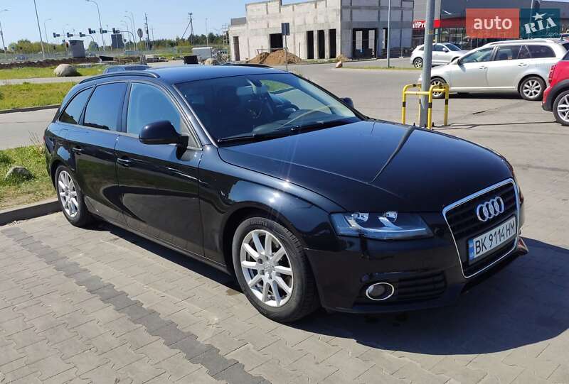 Універсал Audi A4 2011 в Сарнах