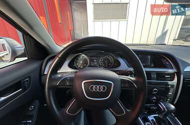 Седан Audi A4 2013 в Киеве