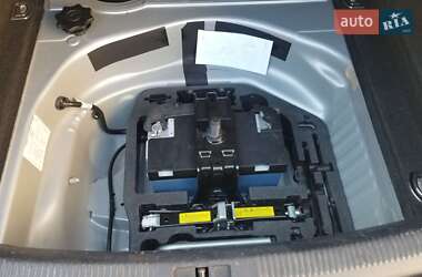 Седан Audi A4 2014 в 