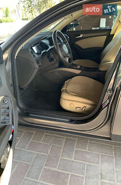 Универсал Audi A4 2014 в 