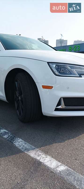 Седан Audi A4 2019 в Киеве