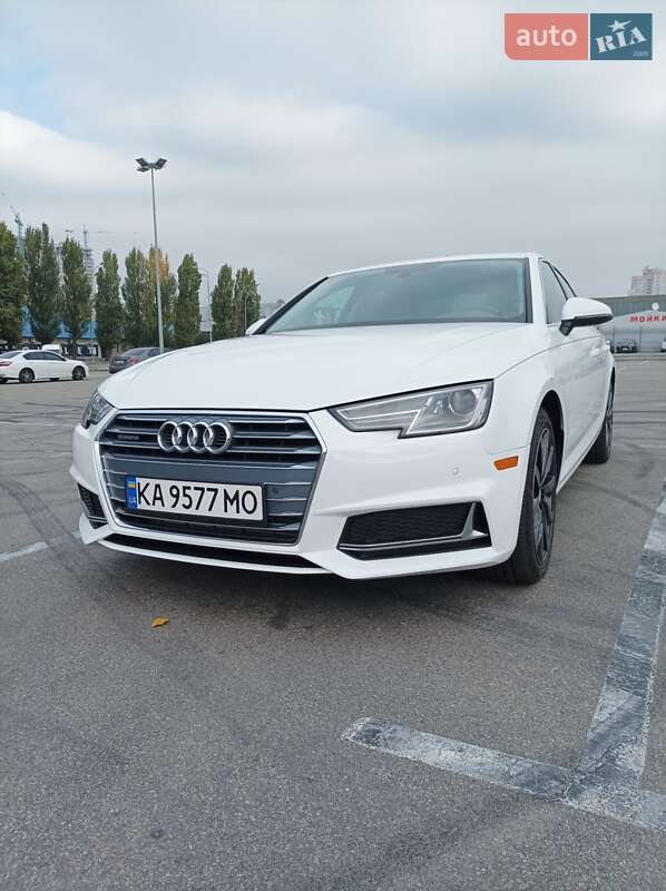 Седан Audi A4 2019 в Киеве