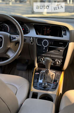 Седан Audi A4 2009 в Львове