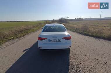 Седан Audi A4 2015 в Львові