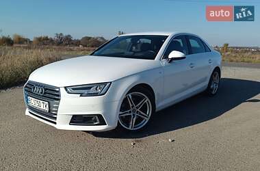 Седан Audi A4 2015 в Львові