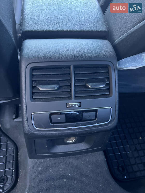 Седан Audi A4 2016 в Львове фото 5 Седан Audi A4 2016 в Львове