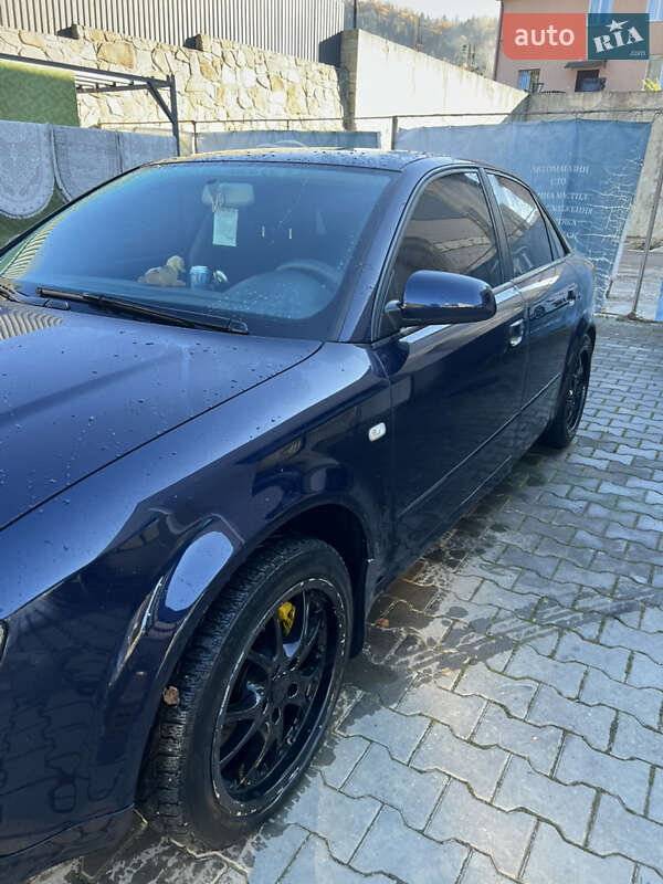 Седан Audi A4 2004 в Яремче