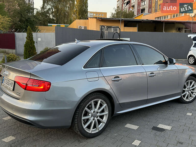Седан Audi A4 2015 в Ужгороде