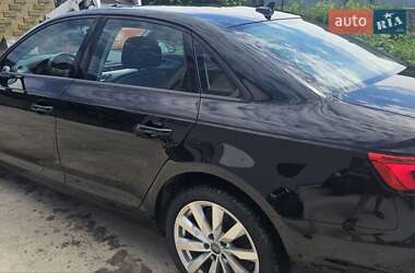 Седан Audi A4 2015 в Луцьку