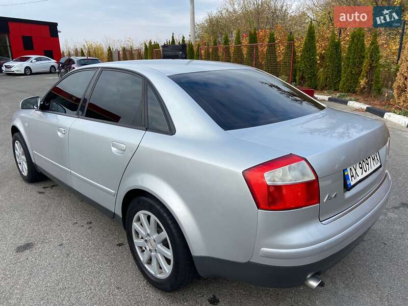 Седан Audi A4 2002 в Харькове