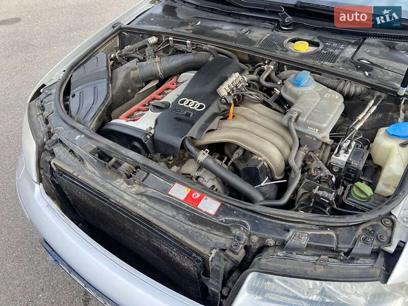 Седан Audi A4 2002 в Харькове