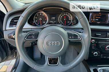 Седан Audi A4 2014 в Луцке