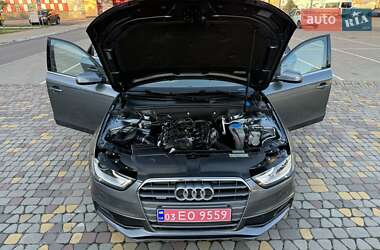 Седан Audi A4 2014 в Луцке