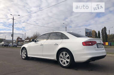 Седан Audi A4 2015 в Сумах