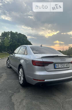 Седан Audi A4 2015 в Днепре