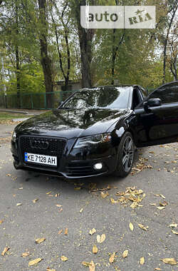 Седан Audi A4 2010 в Днепре