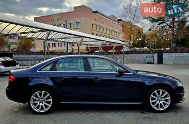 Седан Audi A4 2012 в Ровно