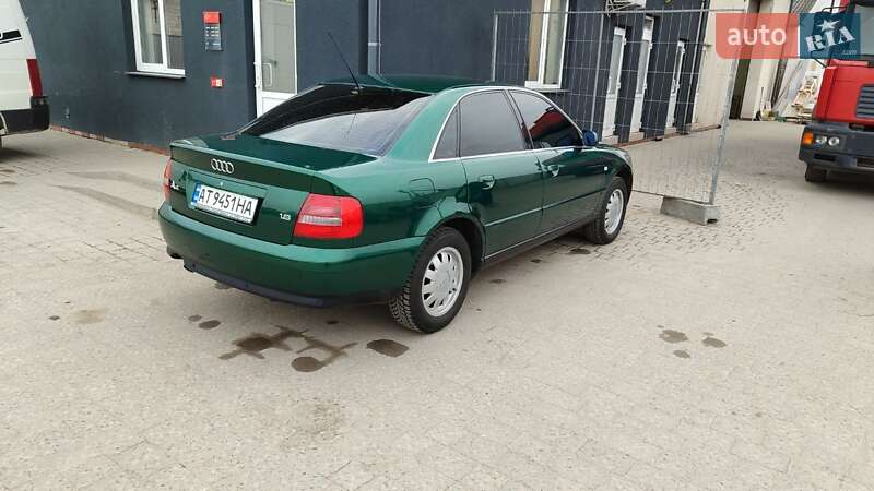 Седан Audi A4 1999 в Львове