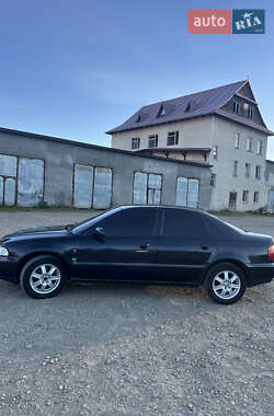 Седан Audi A4 1995 в Ворохте