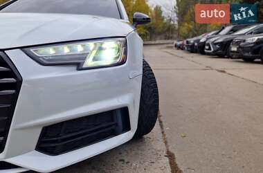 Седан Audi A4 2017 в Дніпрі