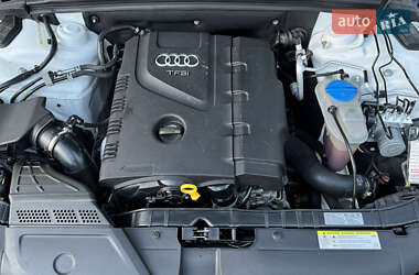 Седан Audi A4 2015 в 