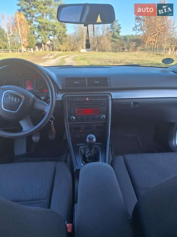 Седан Audi A4 2007 в Кременце