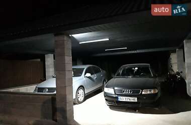 Седан Audi A4 1995 в 
