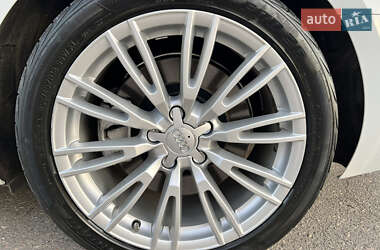 Седан Audi A4 2016 в 