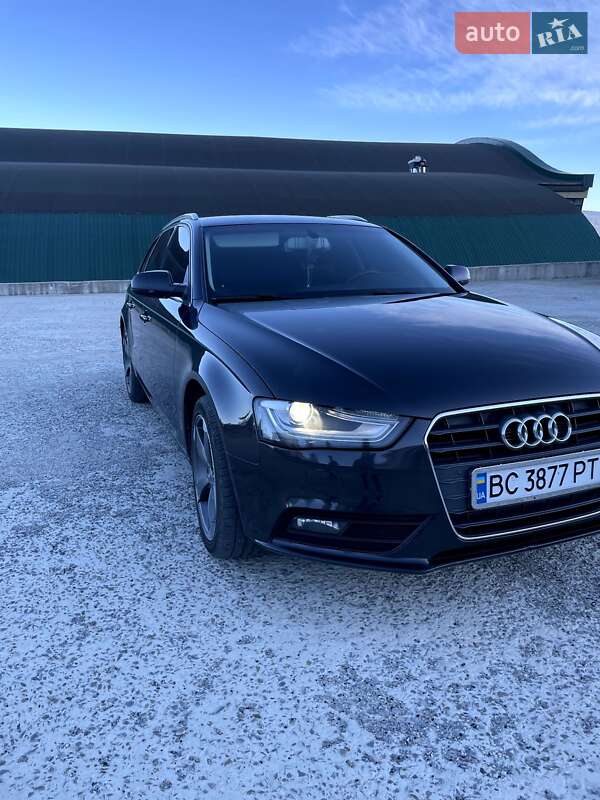 Универсал Audi A4 2012 в Сколе