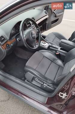 Седан Audi A4 2002 в Києві